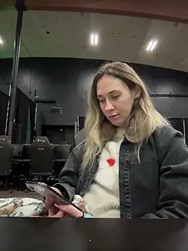 Snapshot of M1ssyk1ssy chatting on 6, 5, 2026 M1ssyk1ssy online show from 6, 5, 2026