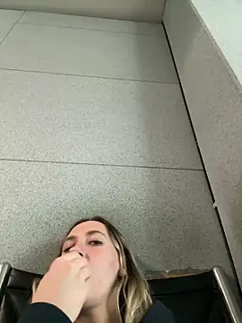 M1ssyk1ssy online show from 17, 1, 2025