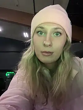 M1ssyk1ssy online show from 28, 12, 2024