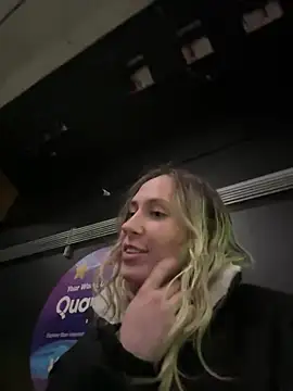 M1ssyk1ssy online show from 13, 1, 2025