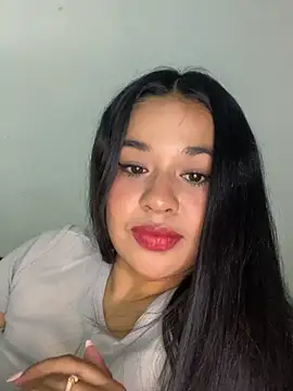 Snapshot of Aitana98_ chatting on 5, 7, 2026 Aitana98 online show from 5, 7, 2026