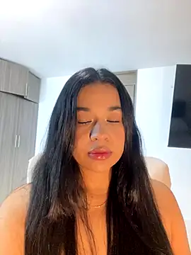 Snapshot of Aitana98_ chatting on 5, 10, 2025 Aitana98 online show from 5, 10, 2025