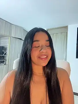 Snapshot of Aitana98_ chatting on 2, 10, 2025 Aitana98 online show from 2, 10, 2025