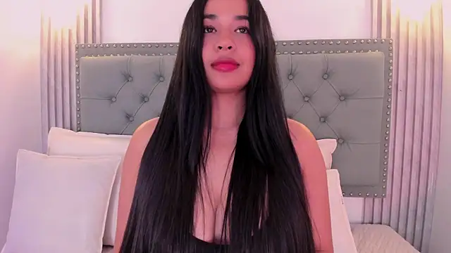 Snapshot of Aitana98_ chatting on 19, 2, 2025 Aitana98 online show from 19, 2, 2025