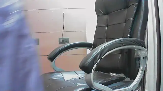 Snapshot of collage_hoty chatting on 9, 10, 2025 collage hoty online show from 9, 10, 2025