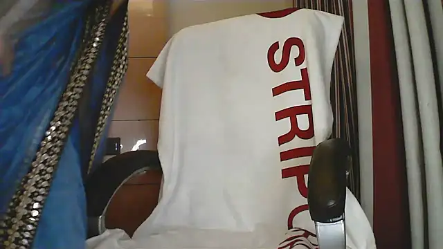 Snapshot of collage_hoty chatting on 16, 1, 2026 collage hoty online show from 16, 1, 2026