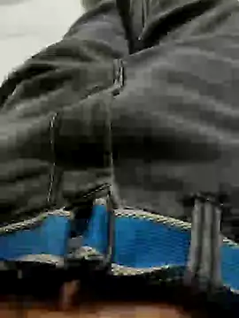 Snapshot of MDALAMIN007 chatting on 3, 1, 2025 MDALAMIN007 online show from 3, 1, 2025