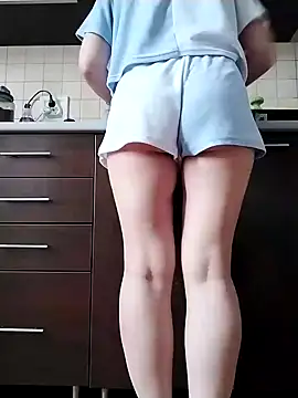 ladyrrr online show from 9, 7, 2026