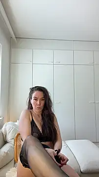 MilkyHoneyLullabies online show from 2, 6, 2026