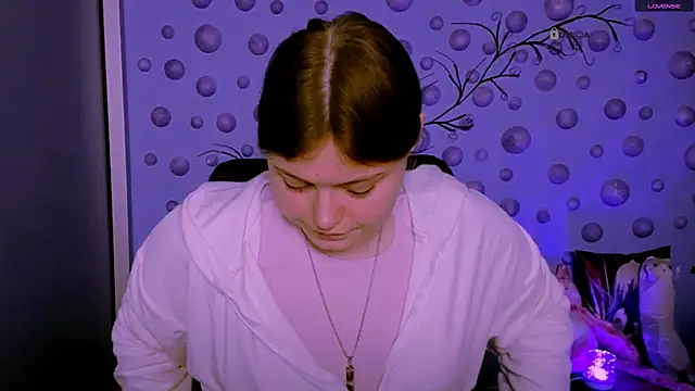 nikole kitt online show from 22, 2, 2026