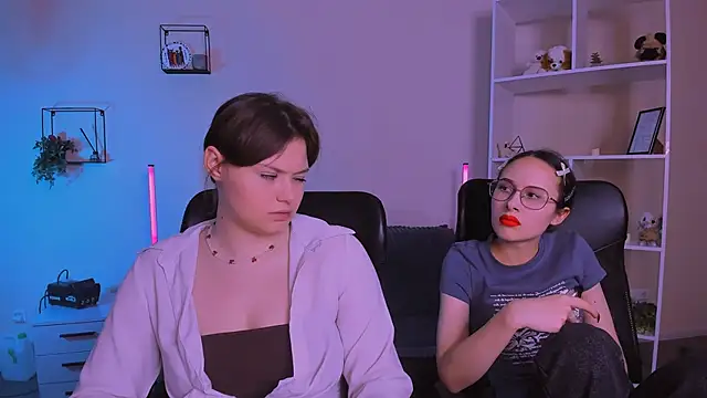 nikole kitt online show from 9, 11, 2025