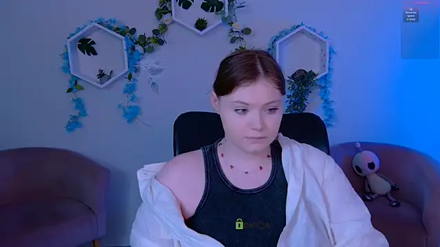 nikole kitt online show from 23, 6, 2026