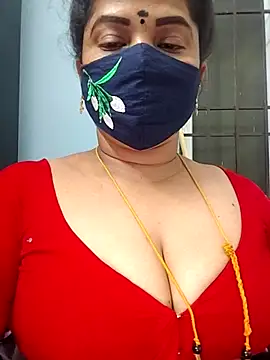 Snapshot of gaurika18 chatting on 30, 6, 2026 gaurika18 online show from 30, 6, 2026