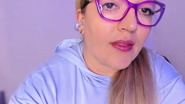 Naty Mature  online show from 12, 10, 2025