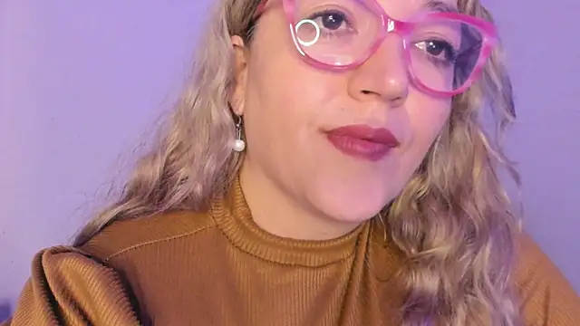 Naty Mature  online show from 7, 11, 2025