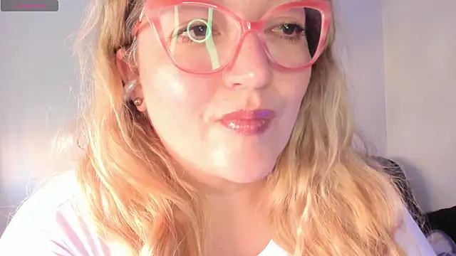 Naty Mature  online show from 19, 4, 2026