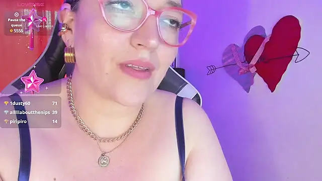 Naty Mature  online show from 5, 3, 2025