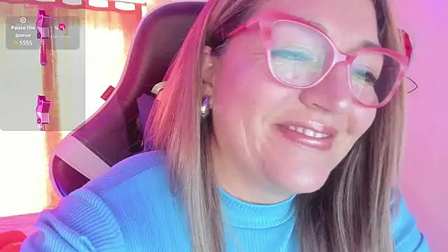 Naty Mature  online show from 28, 2, 2025
