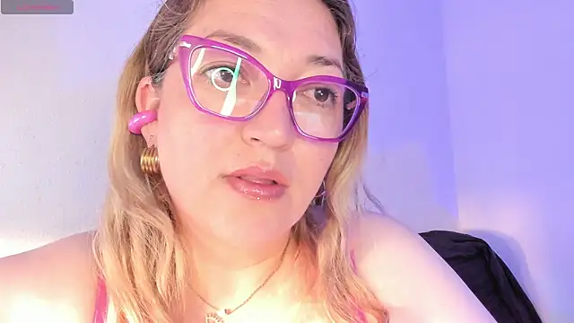Naty Mature  online show from 4, 6, 2026