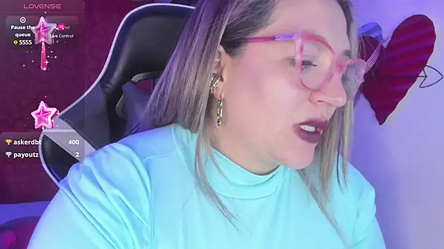 Naty Mature  online show from 22, 2, 2025