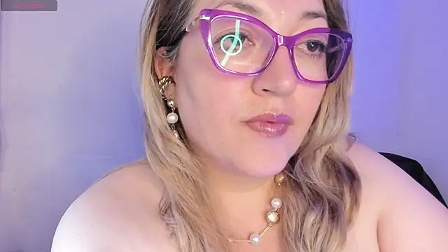 Naty Mature  online show from 26, 5, 2026