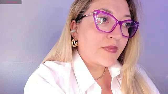 Naty Mature  online show from 3, 5, 2026