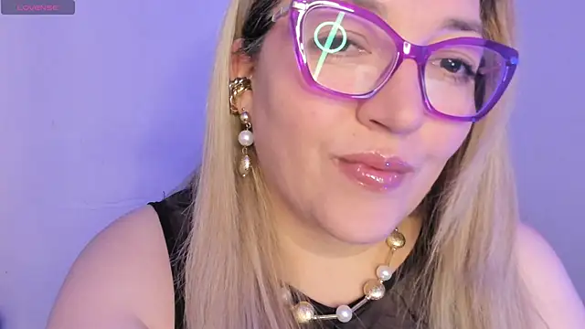 Naty Mature  online show from 31, 1, 2026