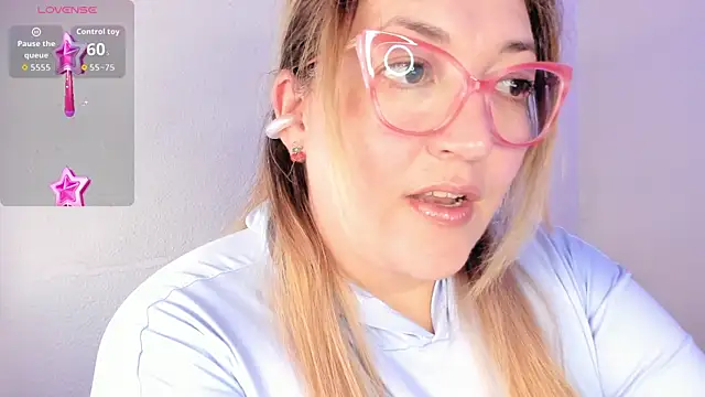 Naty Mature  online show from 12, 4, 2026