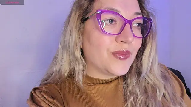 Naty Mature  online show from 19, 5, 2026