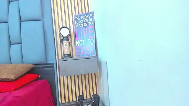 Snapshot of candela_collinss chatting on 4, 1, 2025 candela collinss online show from 4, 1, 2025