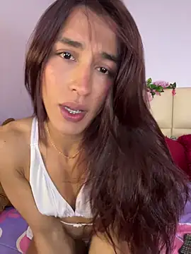 Snapshot of kymmgolden chatting on 12, 5, 2026 kymmgolden online show from 12, 5, 2026