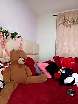 kymmgolden online show from 10, 3, 2026