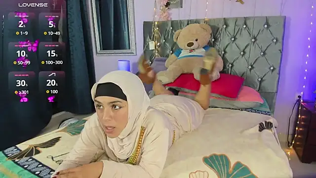 AliaAsad online show from 6, 11, 2025