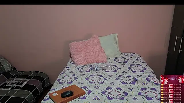 Snapshot of bellah_rose_squirt chatting on 15, 5, 2026 bellah rose squirt online show from 15, 5, 2026