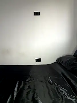  PhillipBrown online show from 16, 9, 2025