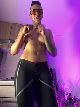  PhillipBrown online show from 6, 3, 2026