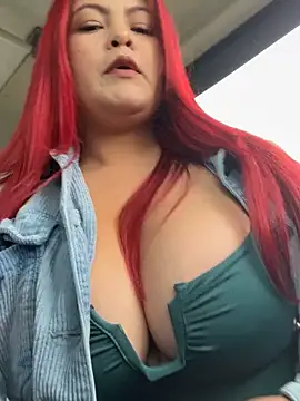 Snapshot of lia_moon77 chatting on 9, 11, 2025 lia moon77 online show from 9, 11, 2025