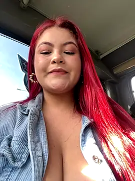 Snapshot of lia_moon77 chatting on 10, 11, 2025 lia moon77 online show from 10, 11, 2025