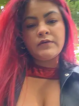 Snapshot of lia_moon77 chatting on 7, 10, 2025 lia moon77 online show from 7, 10, 2025