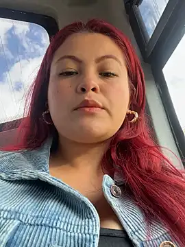 lia moon77 online show from 23, 1, 2025