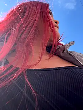 Snapshot of lia_moon77 chatting on 14, 10, 2025 lia moon77 online show from 14, 10, 2025