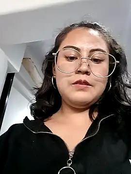 lara moon25 online show from 16, 12, 2024