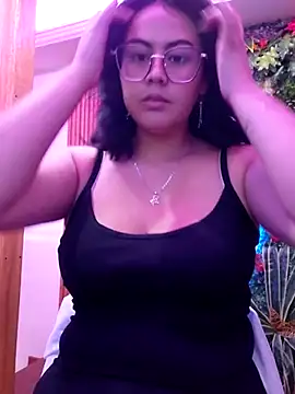 Snapshot of lara_moon25 chatting on 7, 11, 2025 lara moon25 online show from 7, 11, 2025