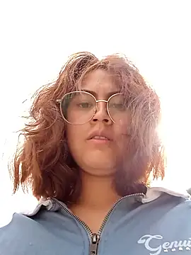 Snapshot of lara_moon25 chatting on 9, 10, 2025 lara moon25 online show from 9, 10, 2025