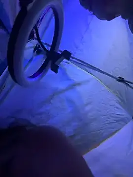 NovaLove2002 online show from 1, 2, 2026