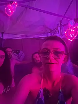 NovaLove2002 online show from 9, 2, 2026