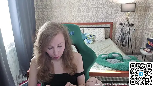 Snapshot of Lill_Mary chatting on 4, 6, 2026 Lill Mary online show from 4, 6, 2026