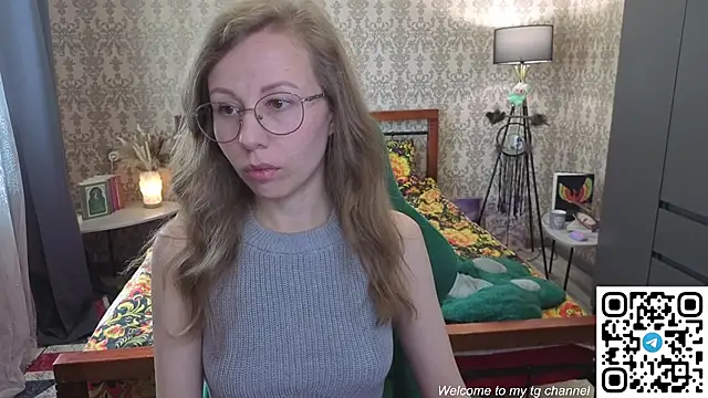Snapshot of Lill_Mary chatting on 8, 5, 2026 Lill Mary online show from 8, 5, 2026
