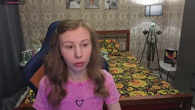 Lill Mary online show from 5, 2, 2026