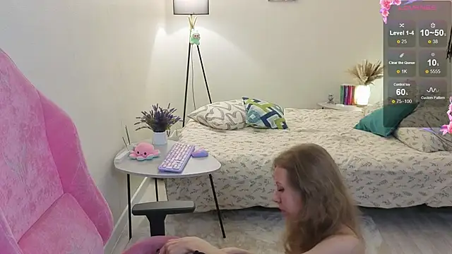 Lill Mary online show from 3, 11, 2025